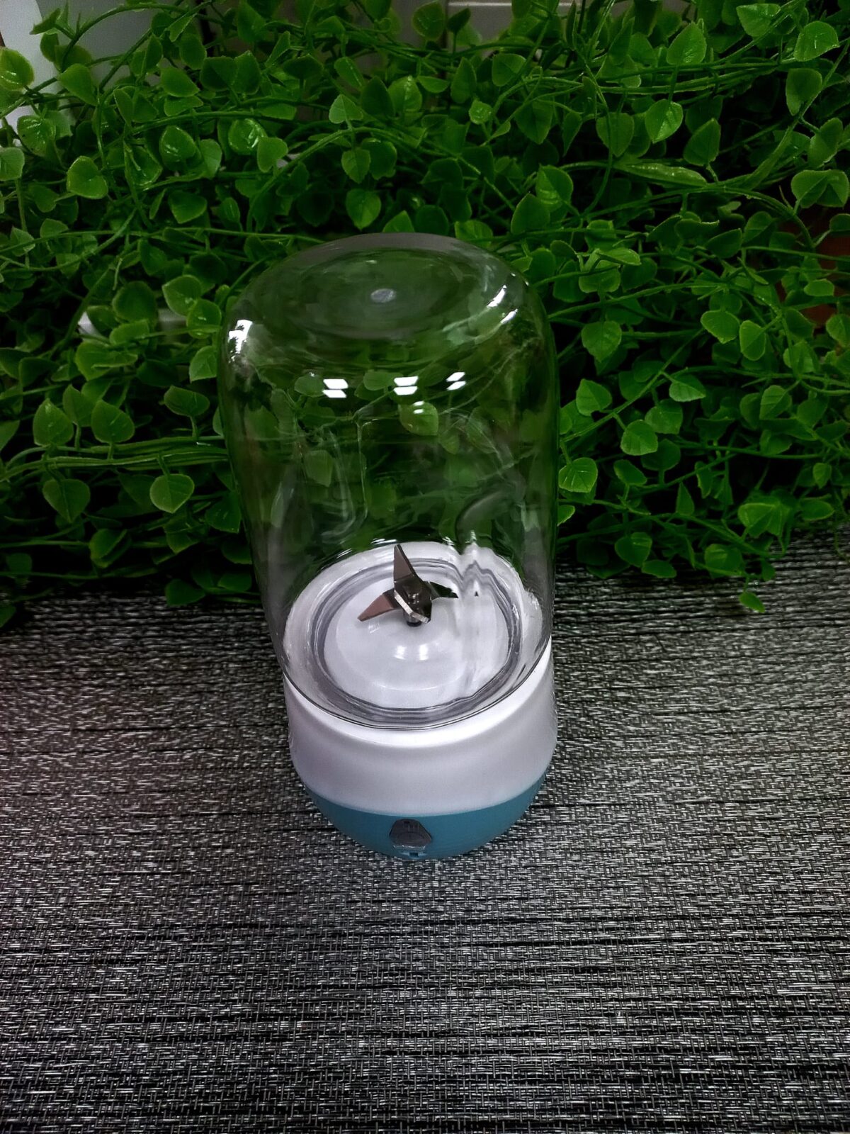 Blender-sokovnik USB