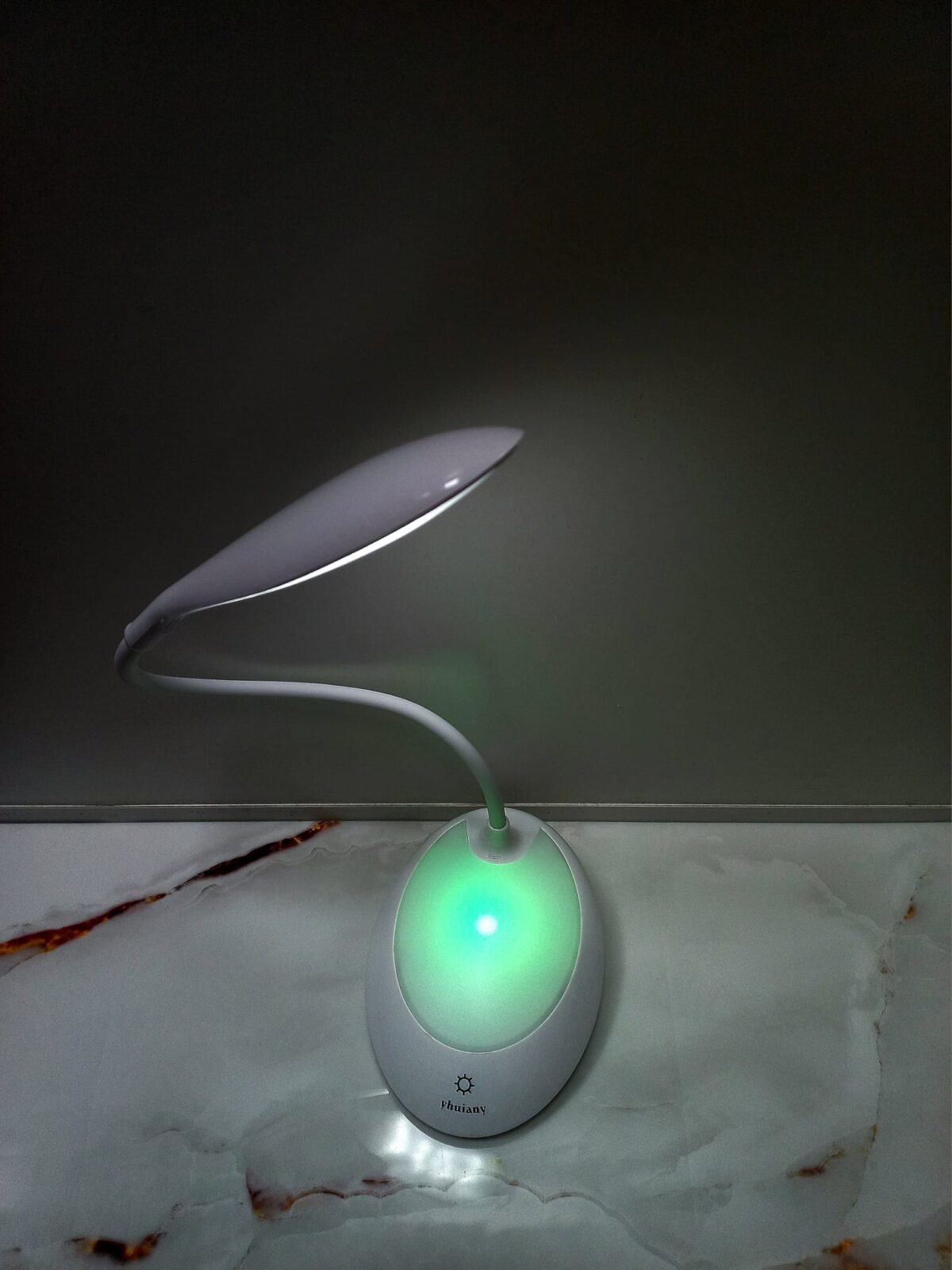 Stona savitljiva lampa