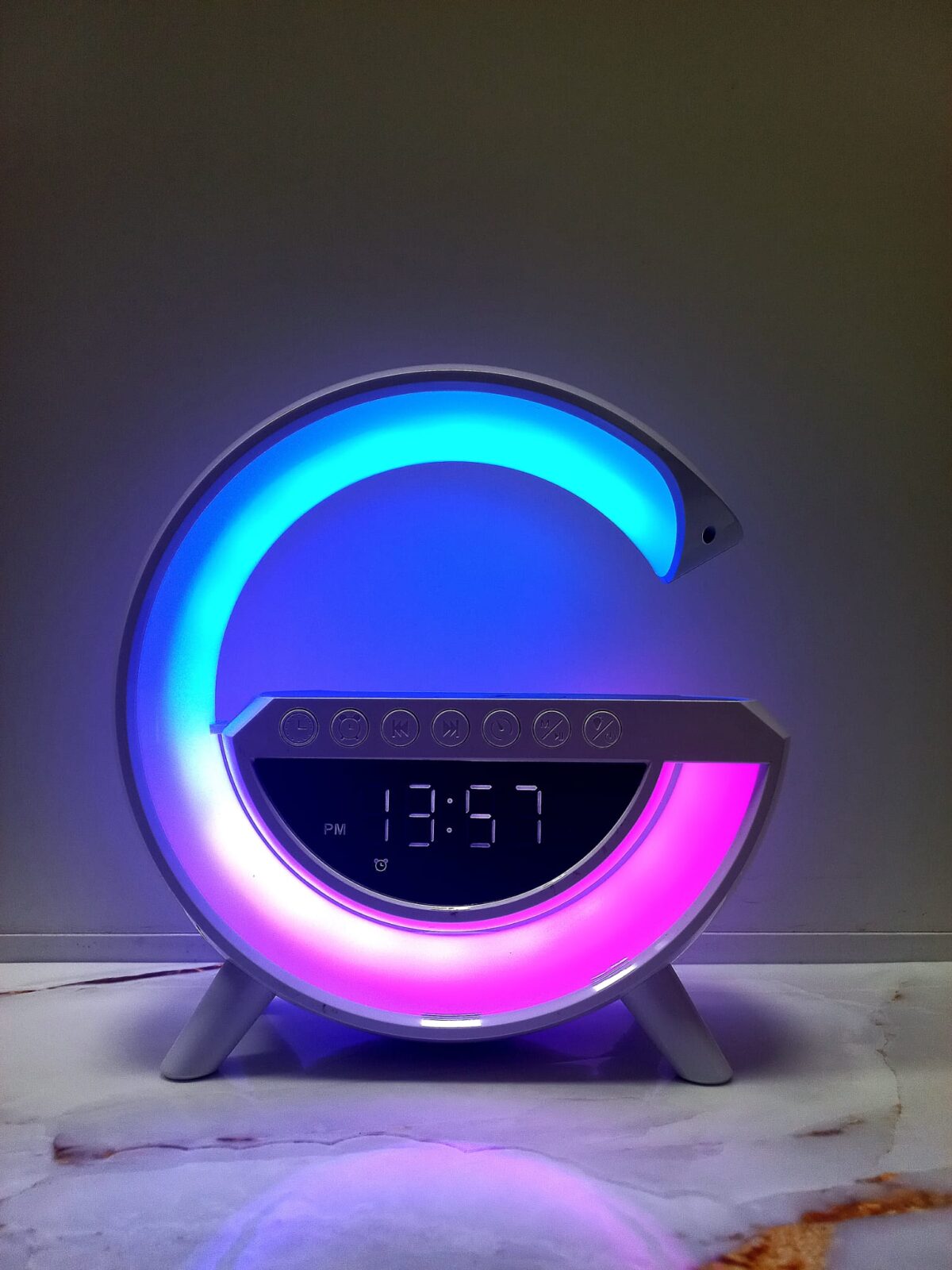 Pametna G lampa RGB 6/1