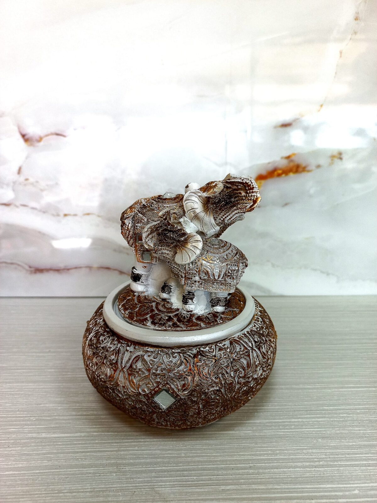 Figura slon krug
