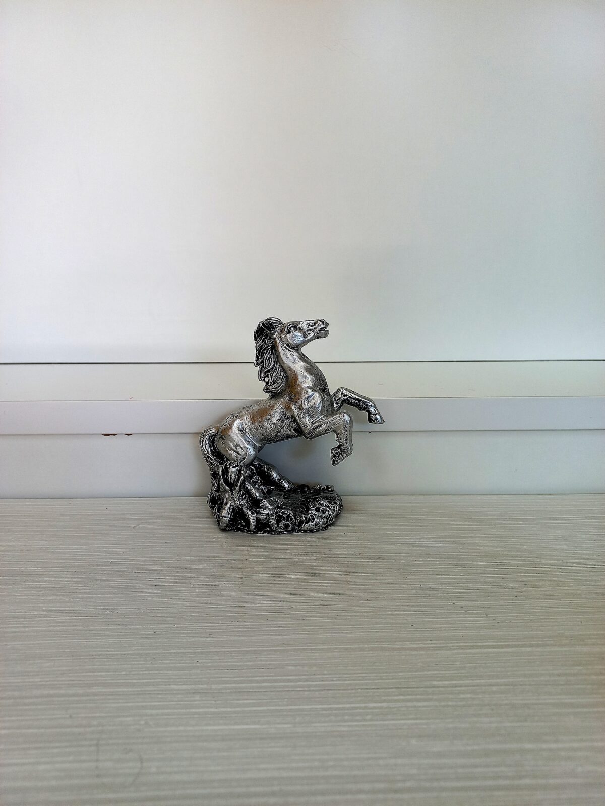 Figura konj mali