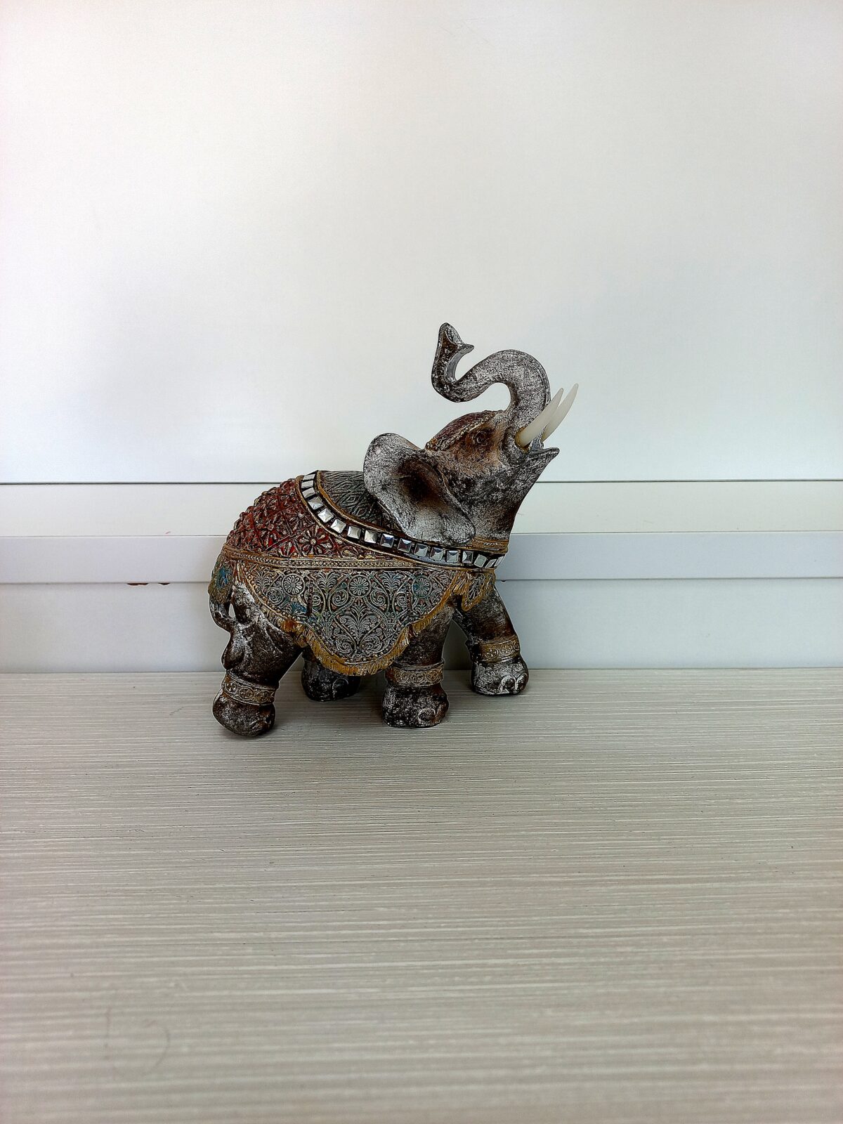 Figura slon šareni 2