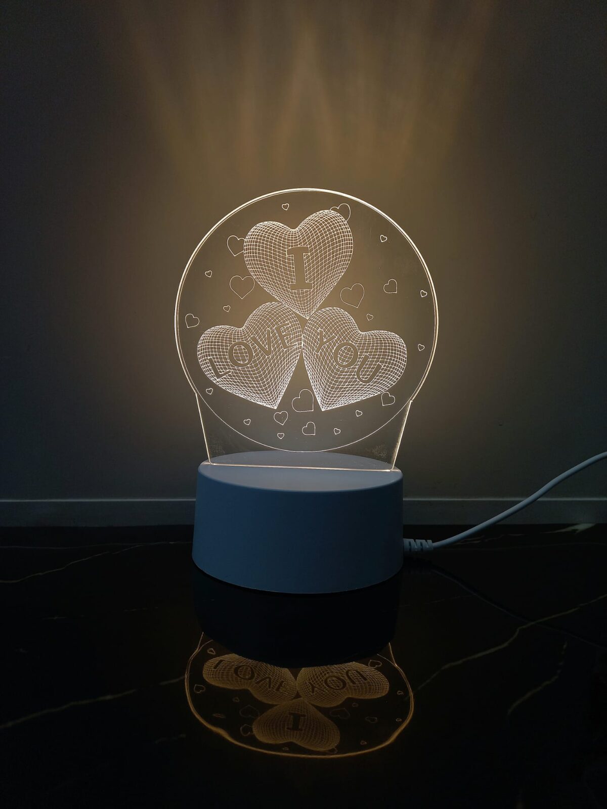 Led lampa tri srca